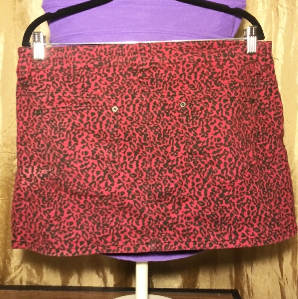 Max Rave mini skirt - Picture 2 of 4